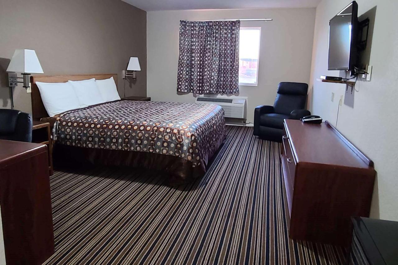 Desoto Inn & Suites Missouri Valley Exteriér fotografie